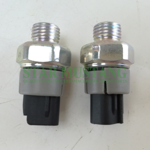 Construction Machinery Excavator J08E Oil Sensor Engine Repair Parts